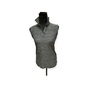IZOD Golf Women's Charcoal Sleeveless Top (XS)